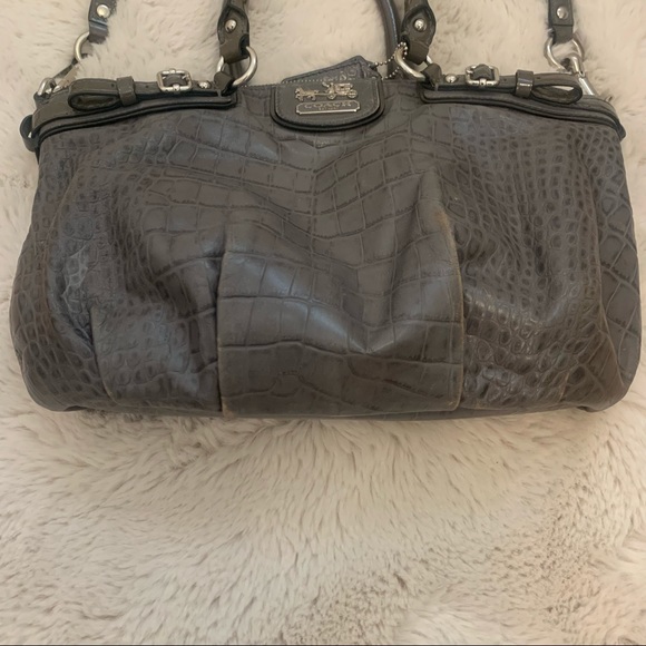 - Coach Grey leather purse - Picture 7 of 9